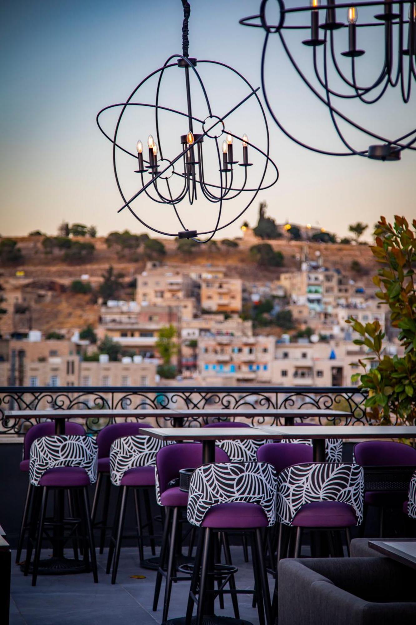 Hotel Philosophy Amman Exteriör bild